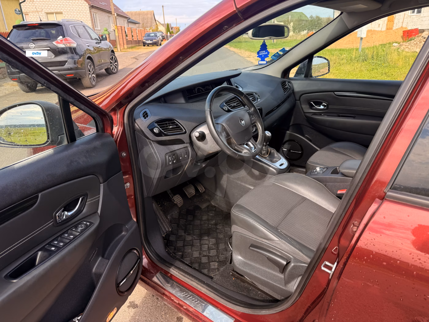 Renault Grand Scenic фото 8