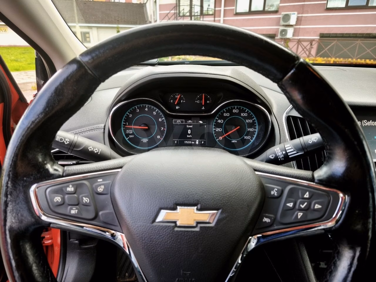 Chevrolet Cruze фото 2