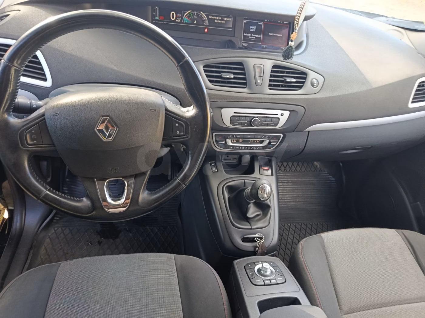Renault Grand Scenic фото 7