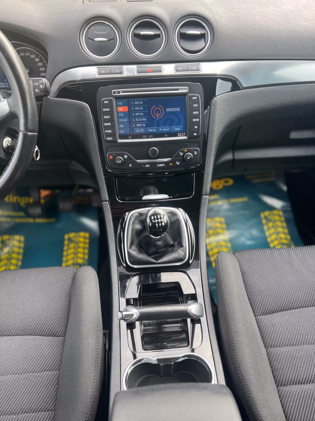 Ford S-MAX фото 14