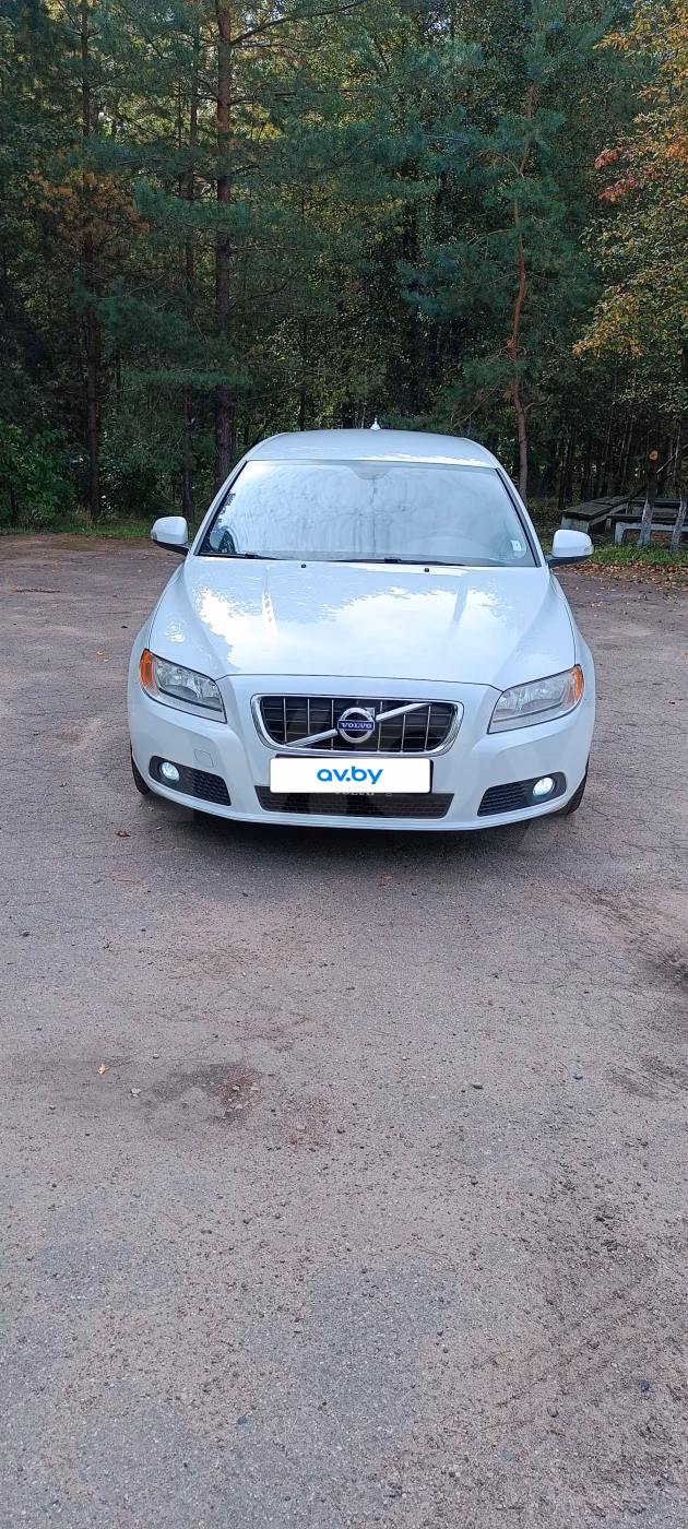 Volvo V70 фото 2
