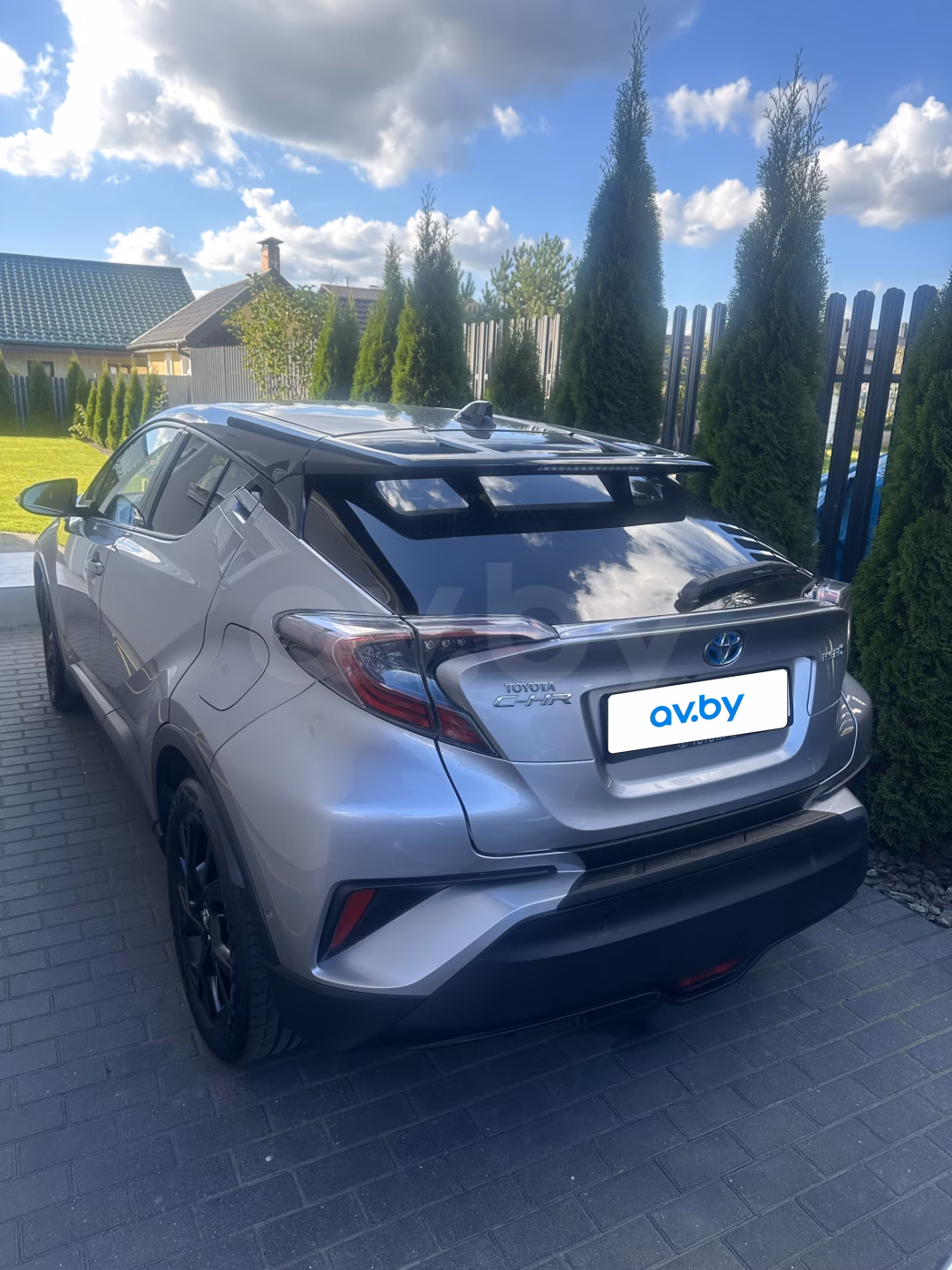 Toyota C-HR фото 5