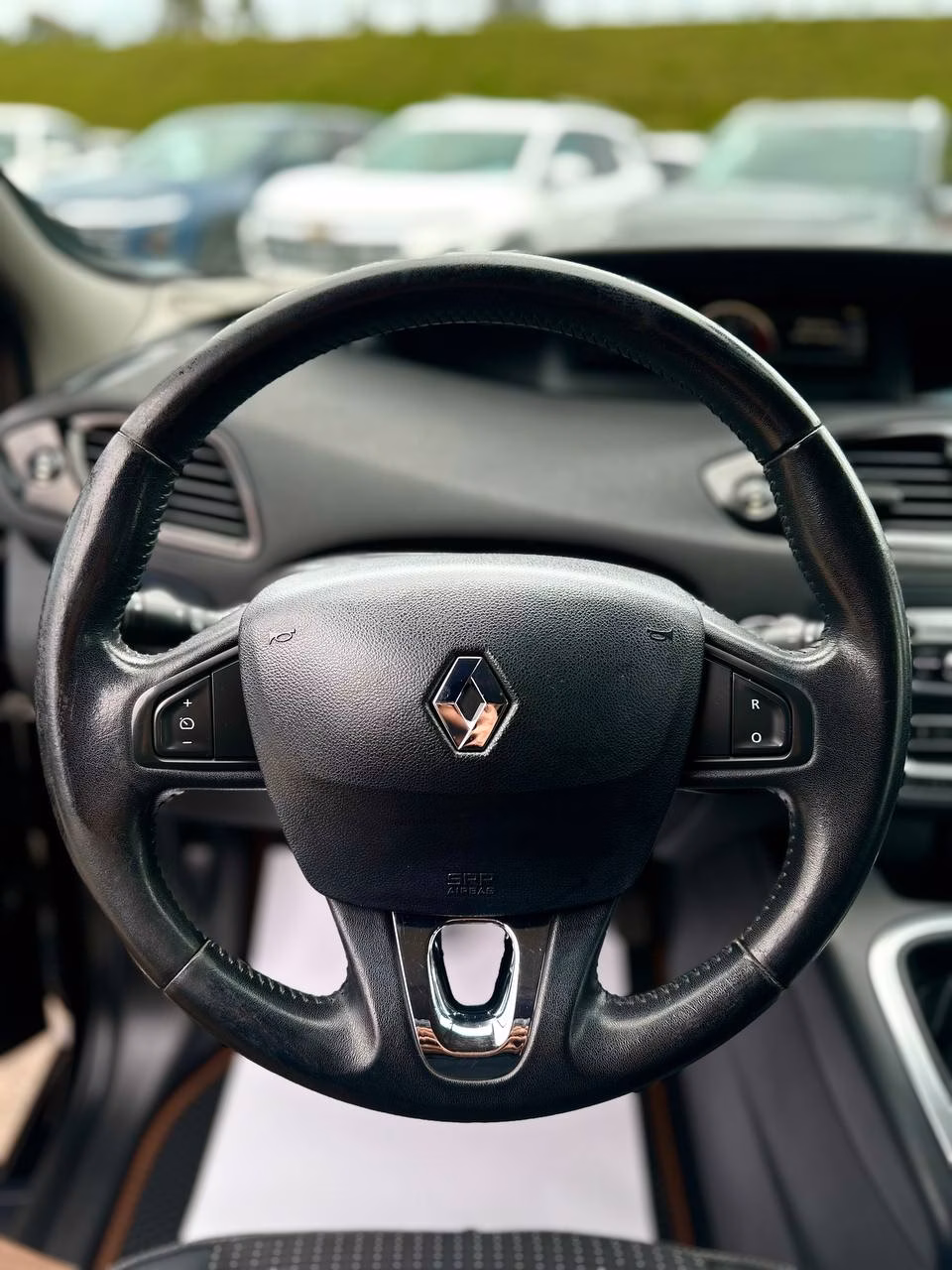 Renault Scenic фото 12