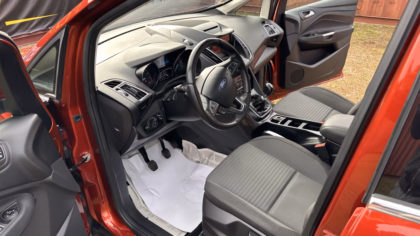 Ford C-MAX фото 10