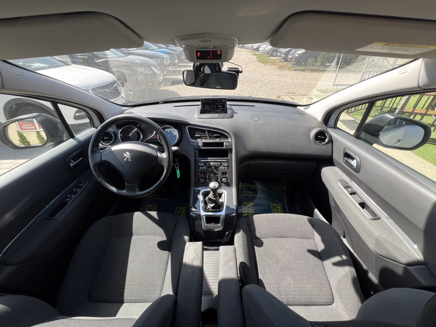 Peugeot 5008 фото 14