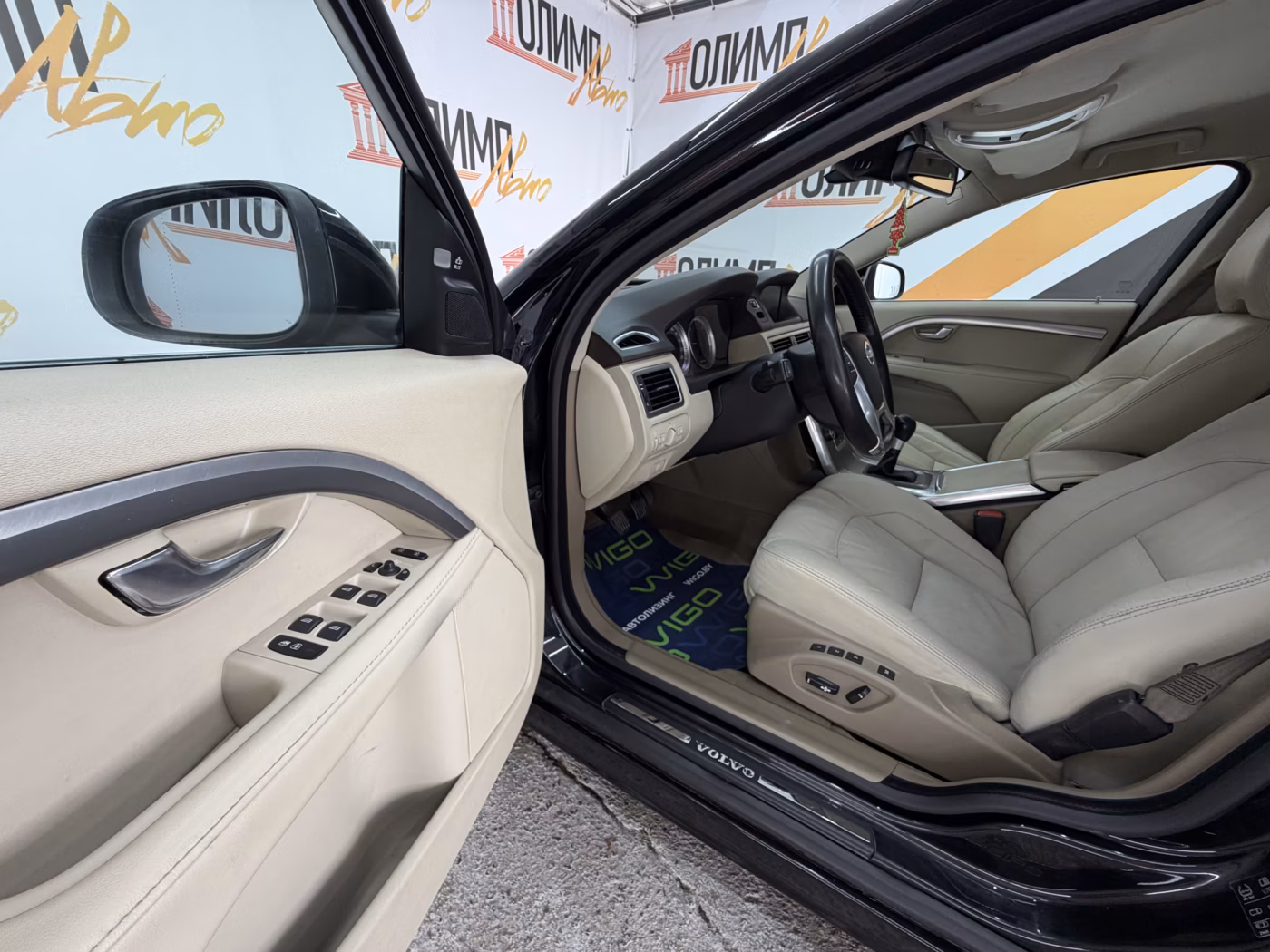 Volvo V70 фото 11