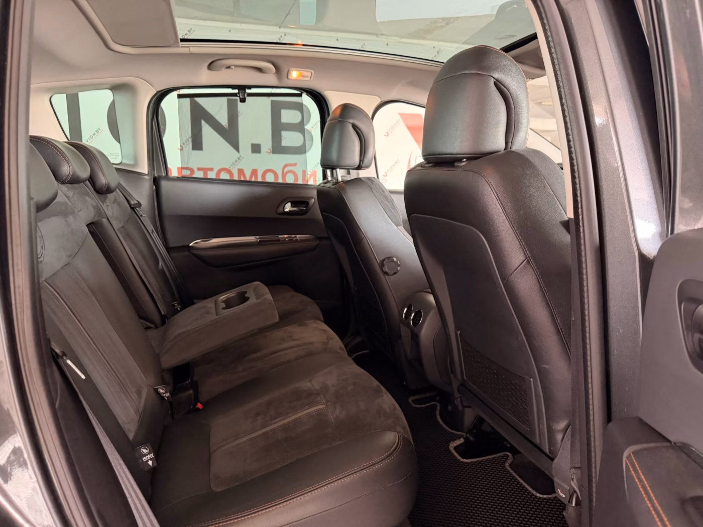 Peugeot 3008 фото 10