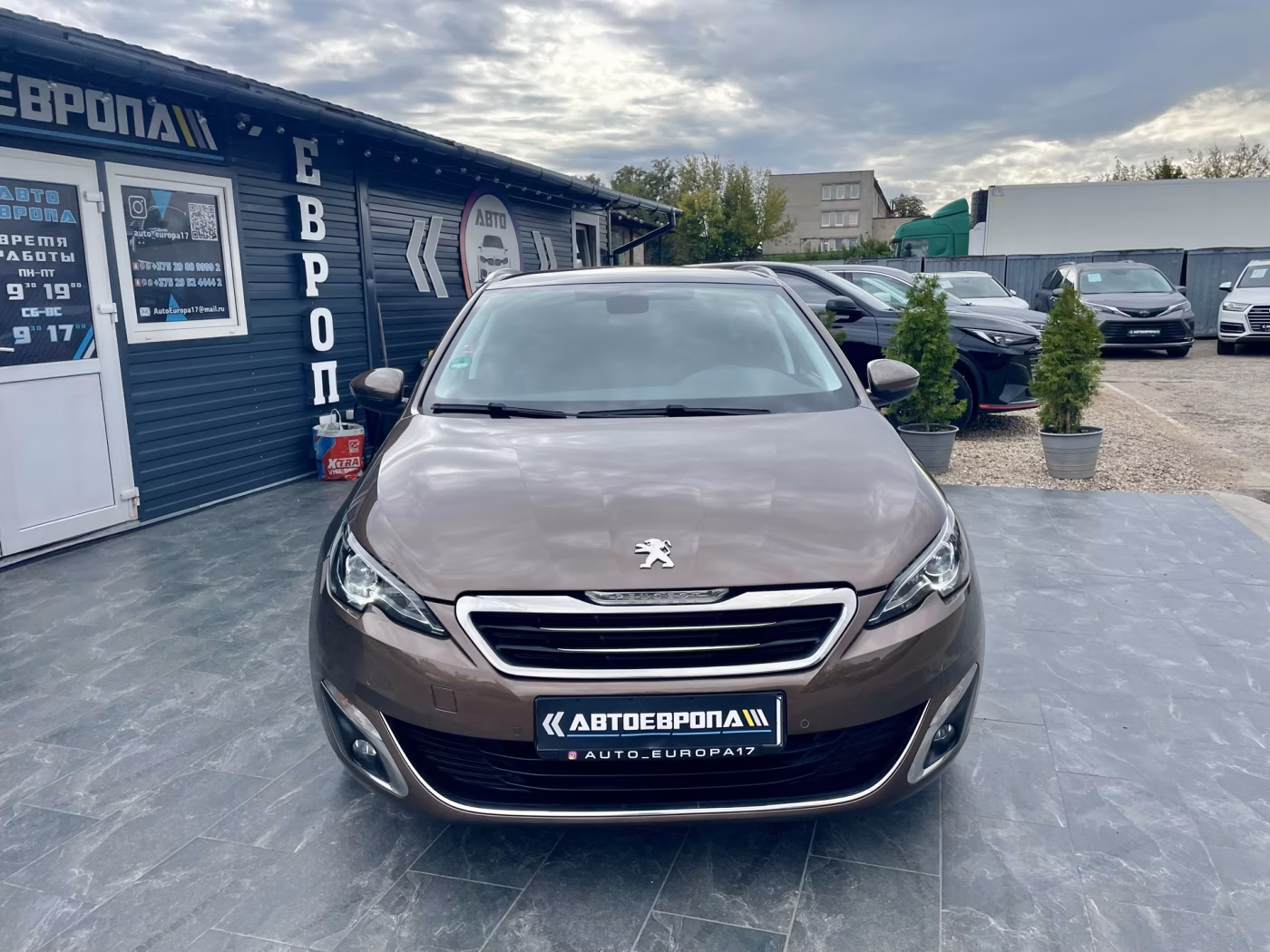Peugeot 308 фото 3