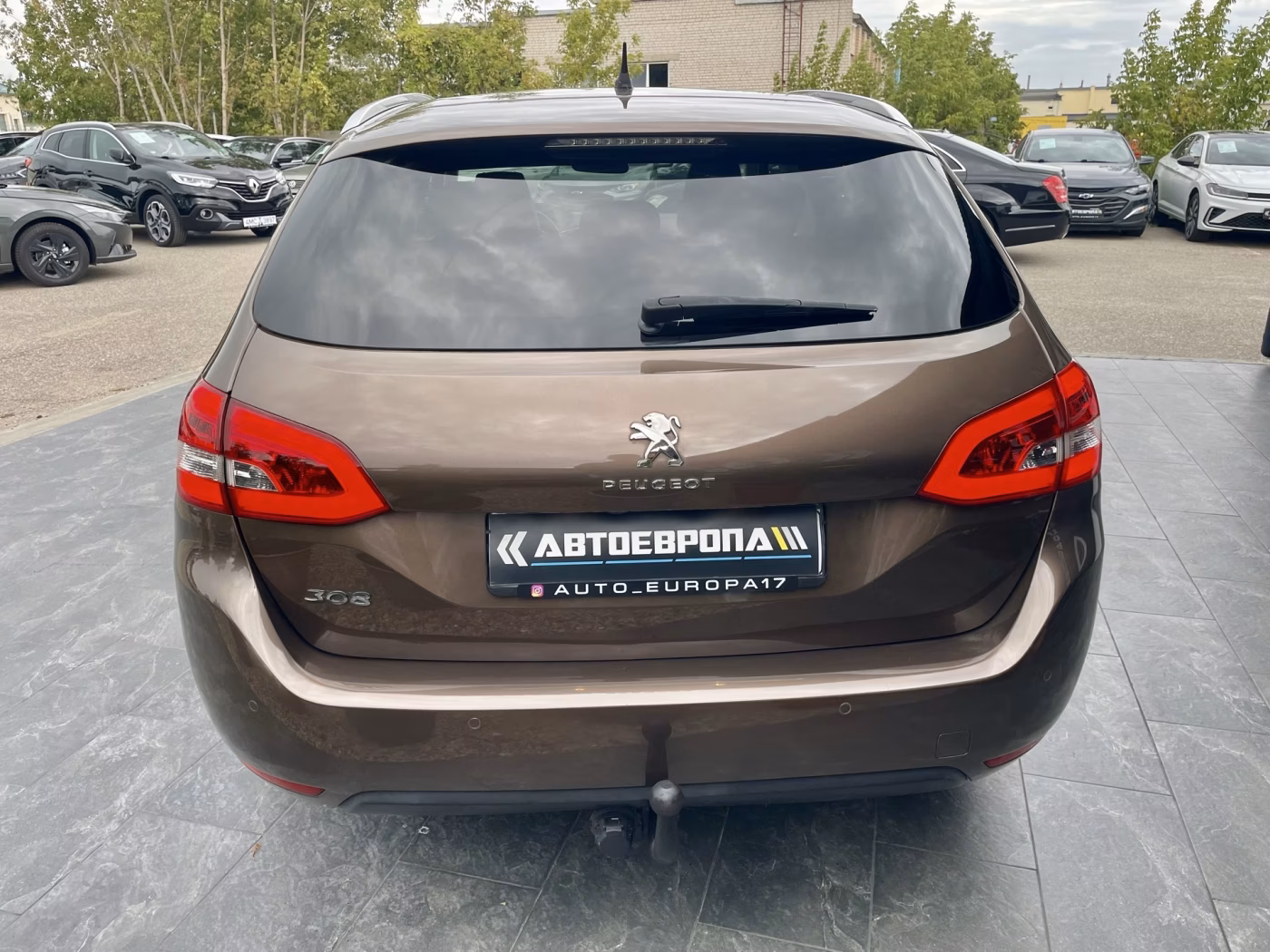 Peugeot 308 фото 6