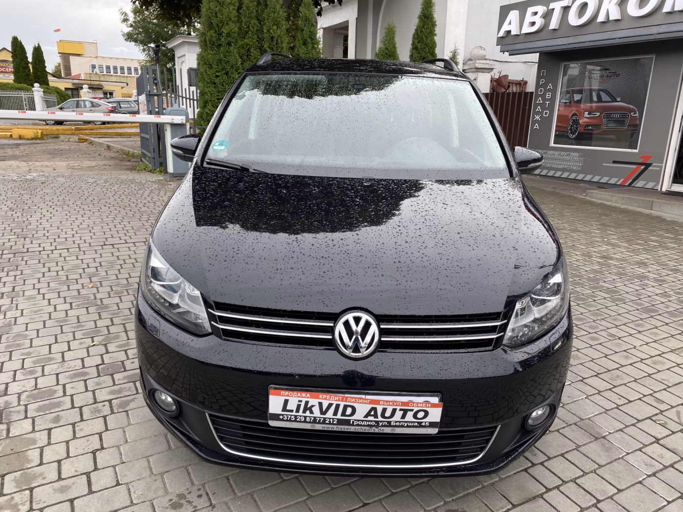 Volkswagen Touran фото 2