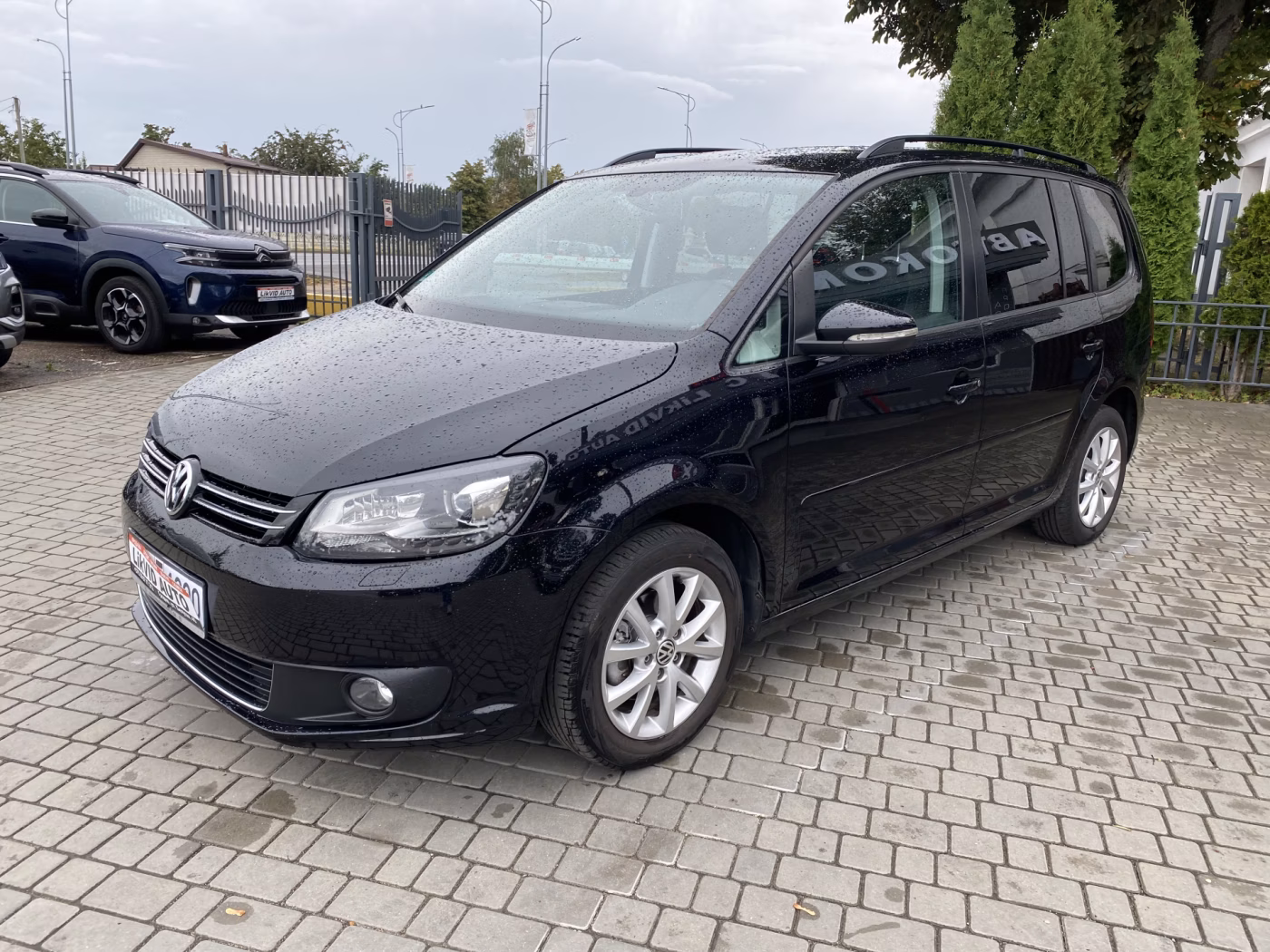 Volkswagen Touran фото 3