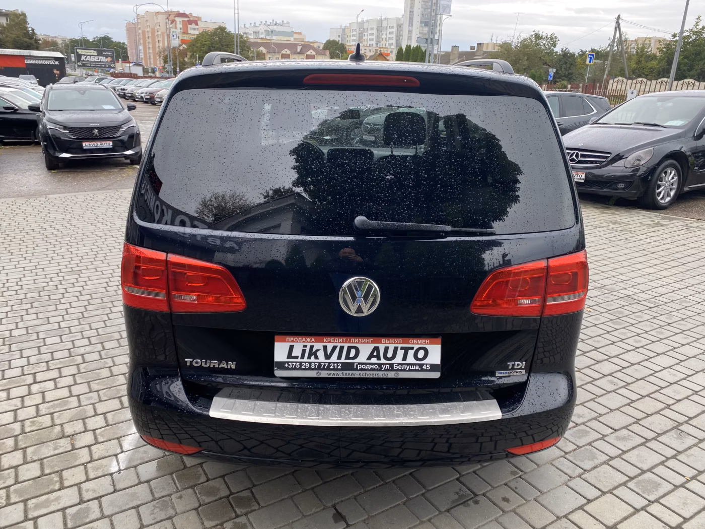 Volkswagen Touran фото 6