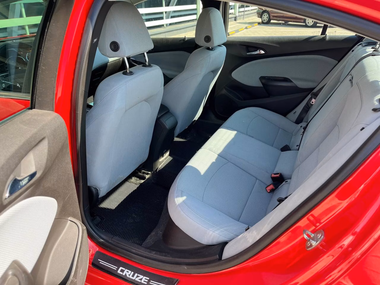 Chevrolet Cruze фото 10