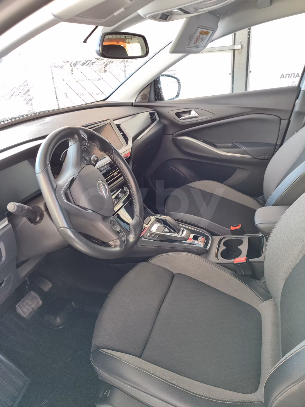 Opel Grandland X фото 12