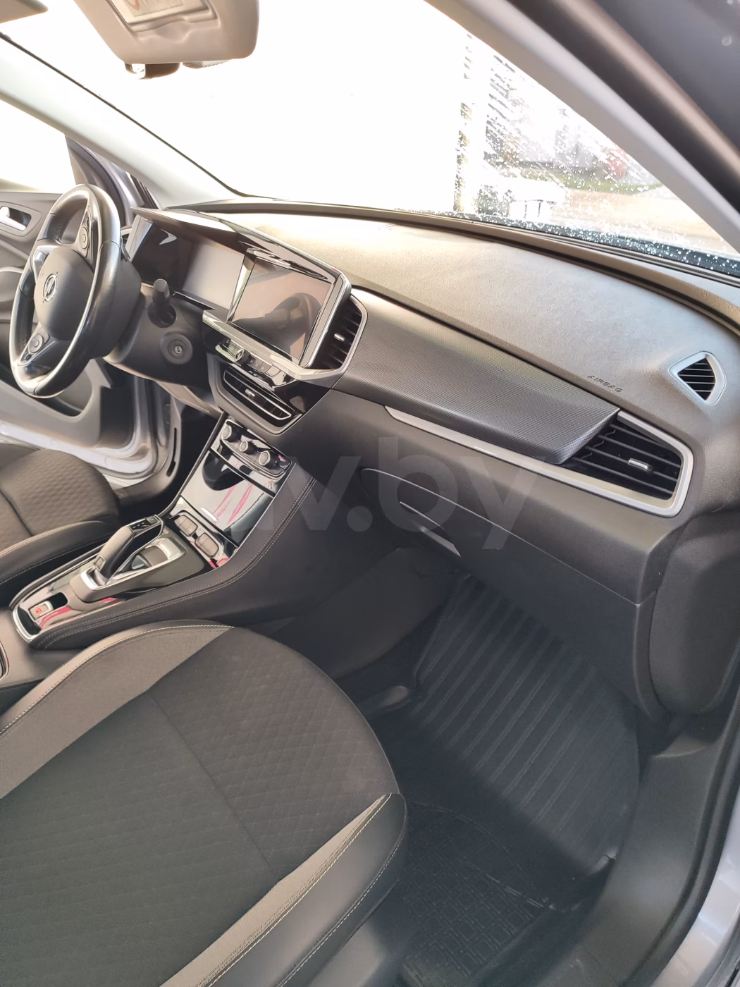 Opel Grandland X фото 13