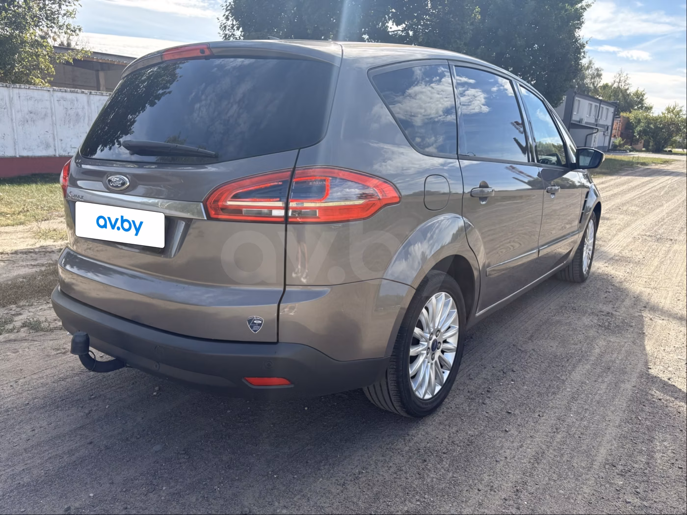 Ford S-MAX фото 3