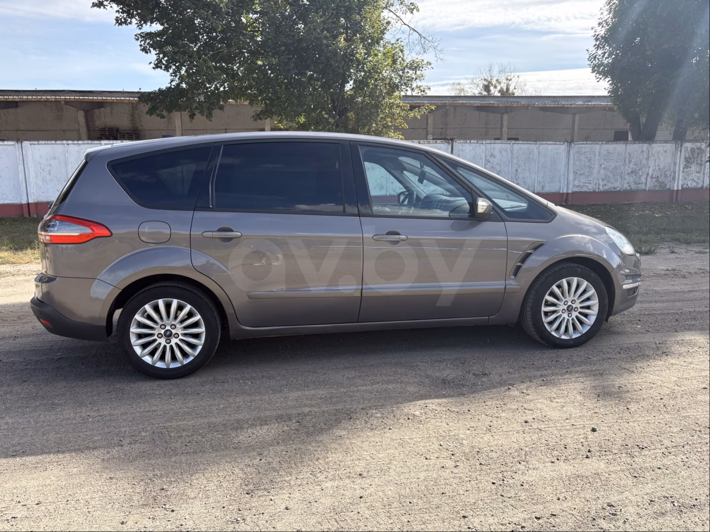 Ford S-MAX фото 7