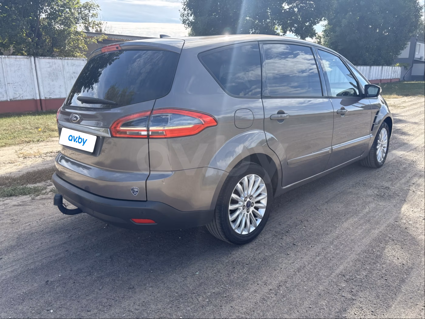 Ford S-MAX фото 8