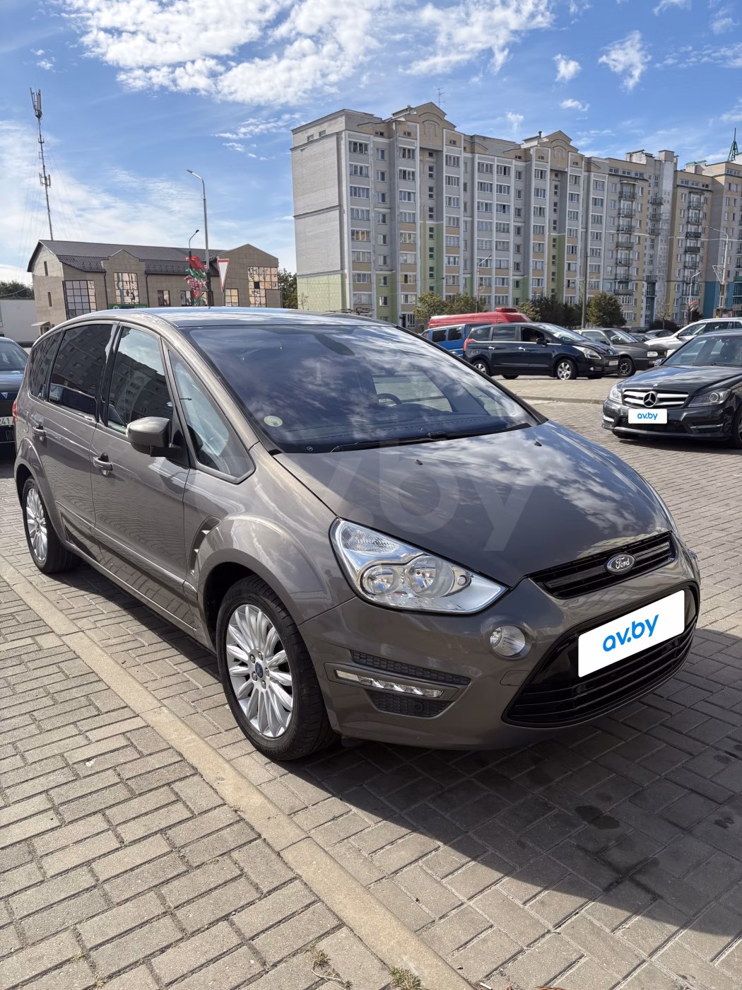 Ford S-MAX фото 12