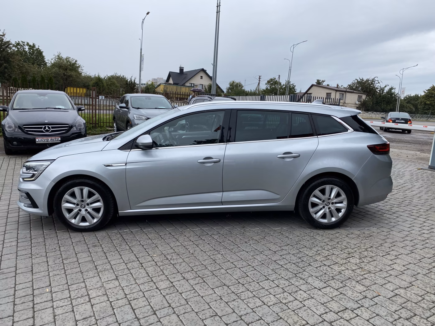 Renault Megane фото 4