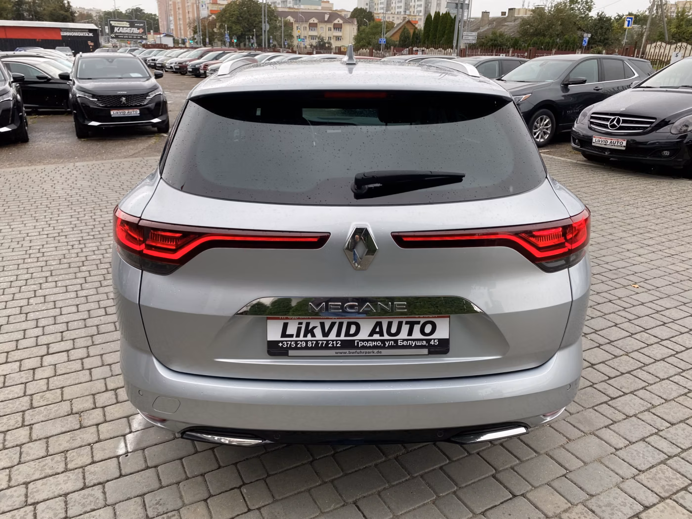 Renault Megane фото 6