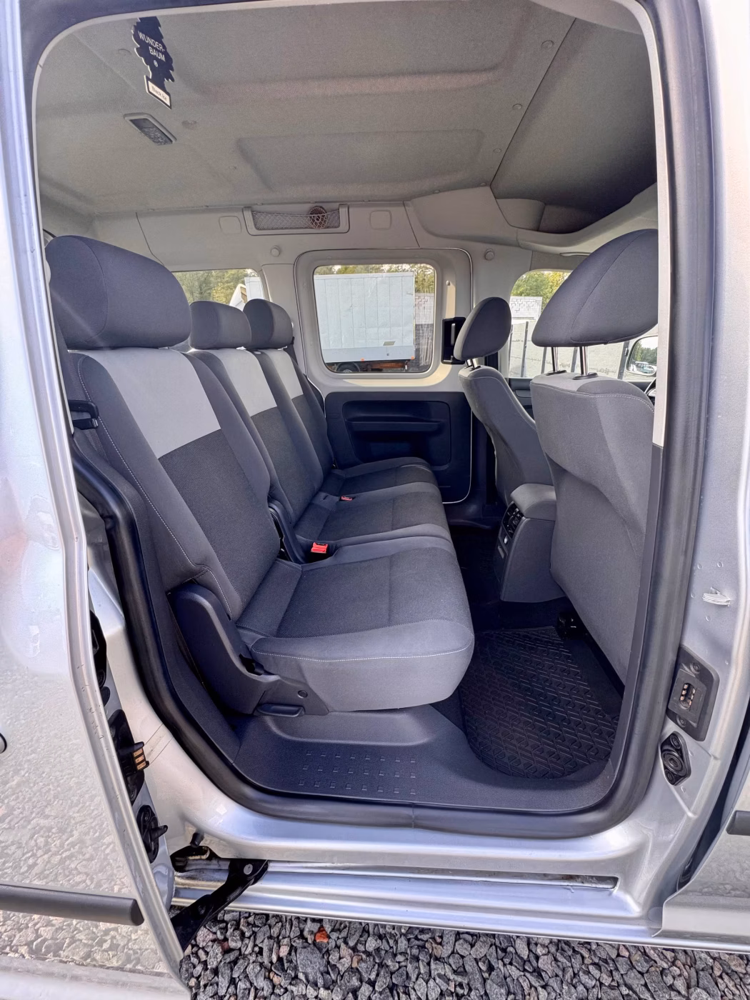 Volkswagen Caddy фото 11