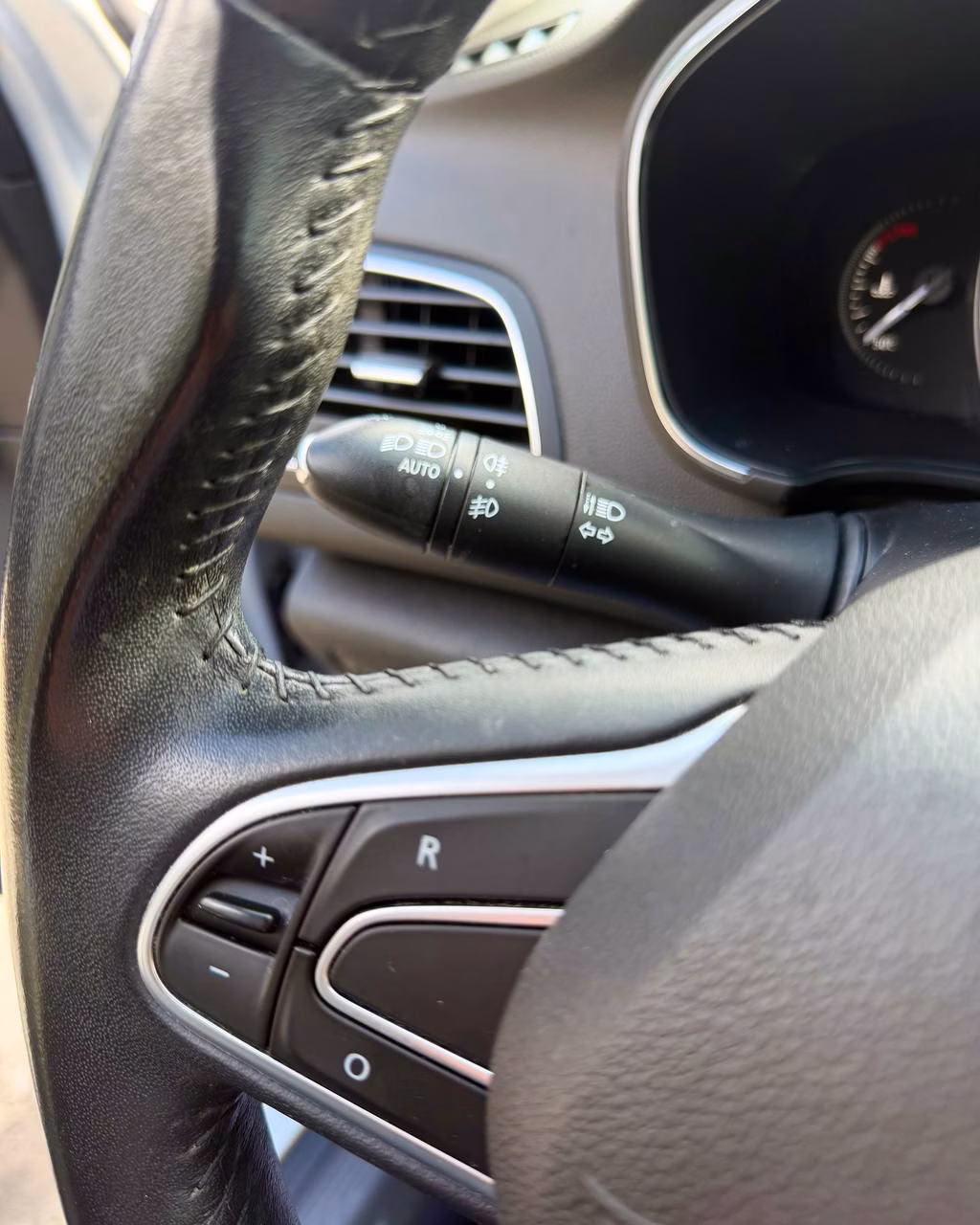 Renault Megane фото 15