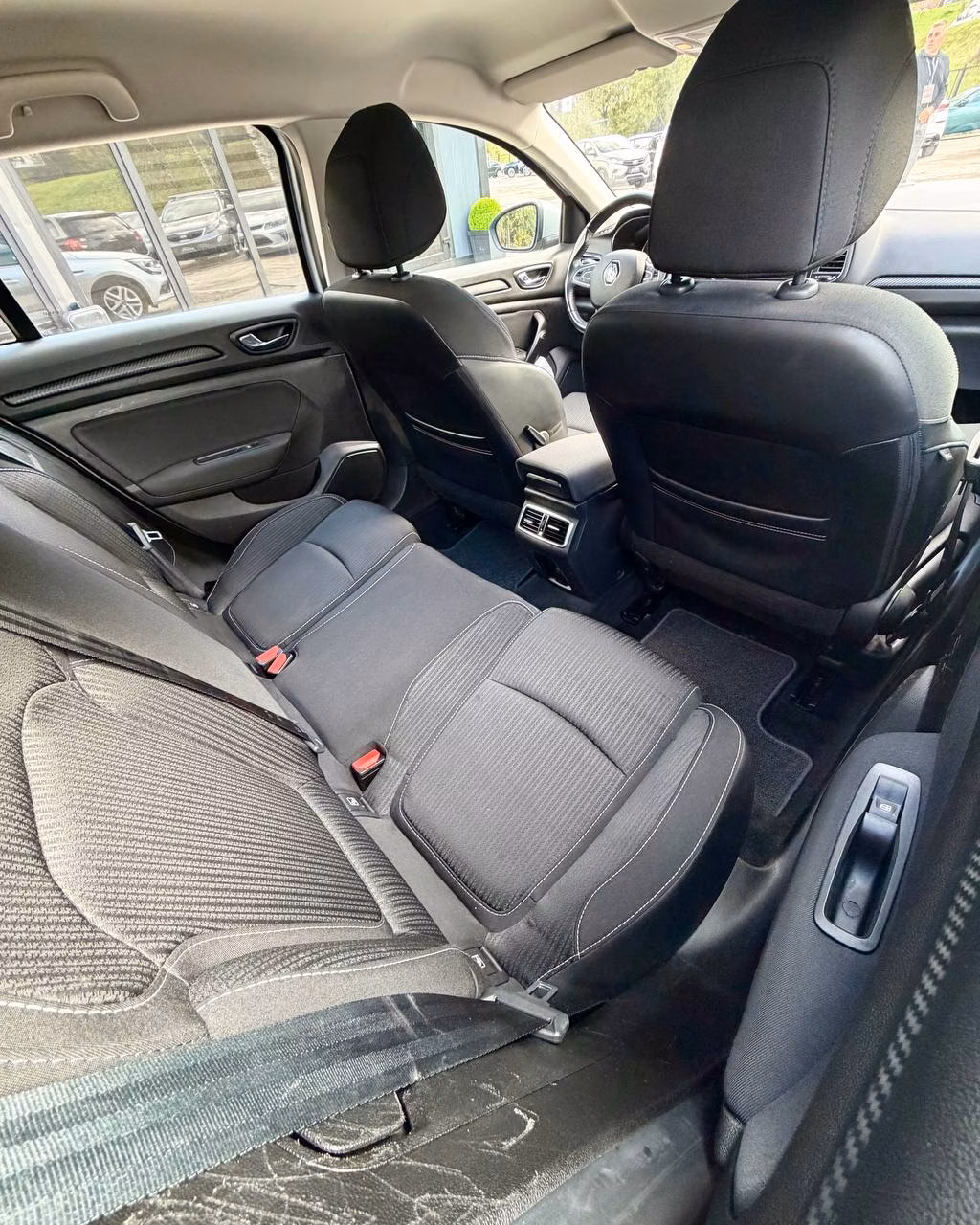 Renault Megane фото 19