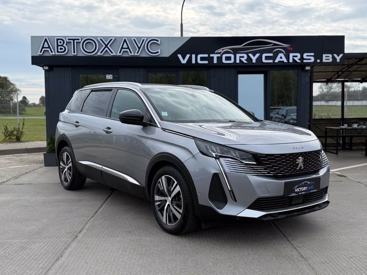 Peugeot 5008 фото 3
