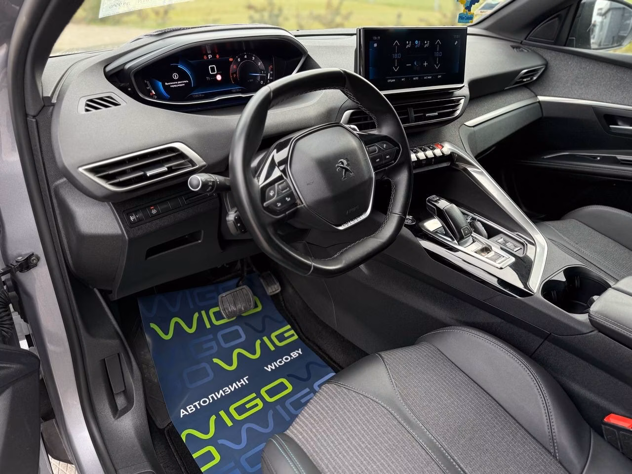 Peugeot 5008 фото 8