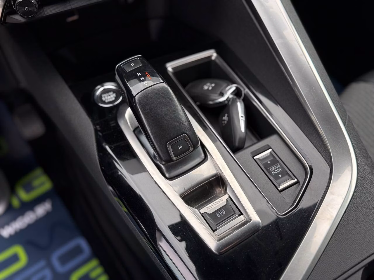 Peugeot 5008 фото 12