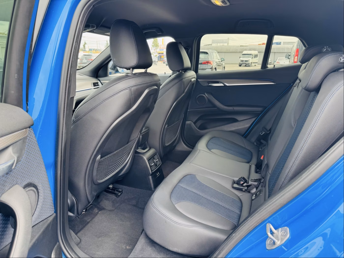 BMW X2 фото 6