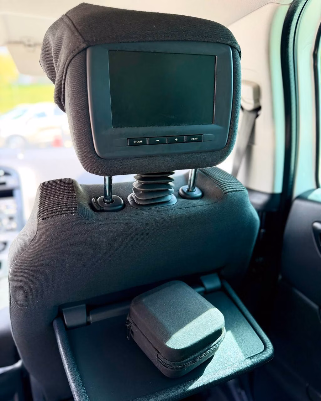 Peugeot 5008 фото 12