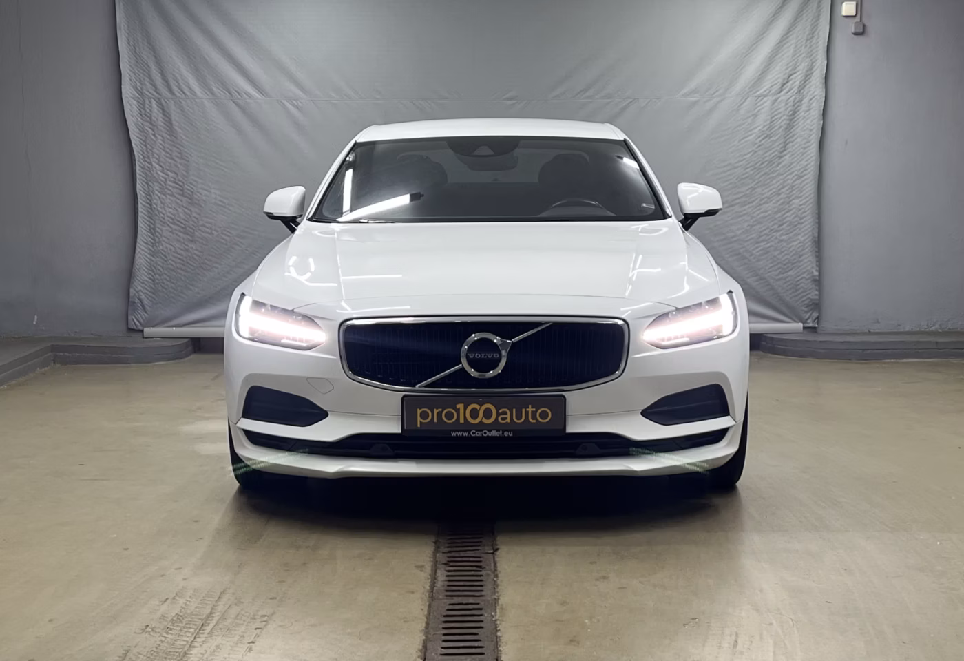 Volvo S90 фото 2