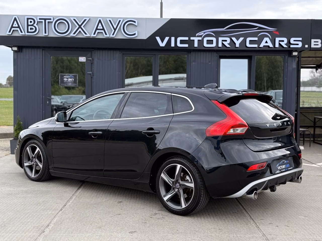 Volvo V40 фото 6