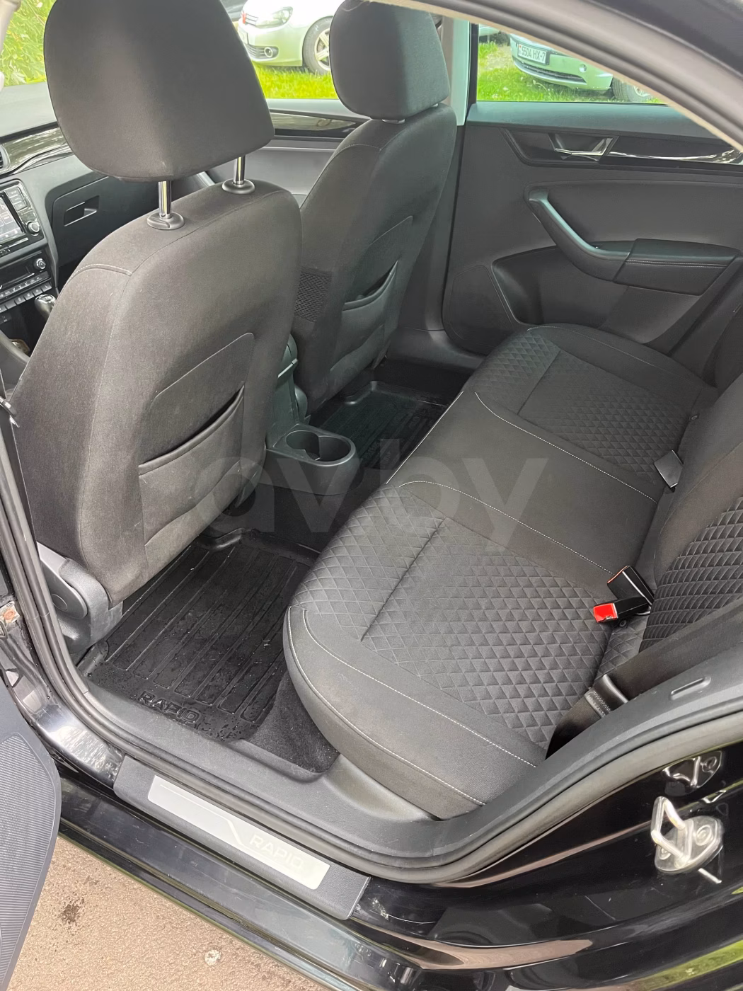 Skoda Rapid фото 11