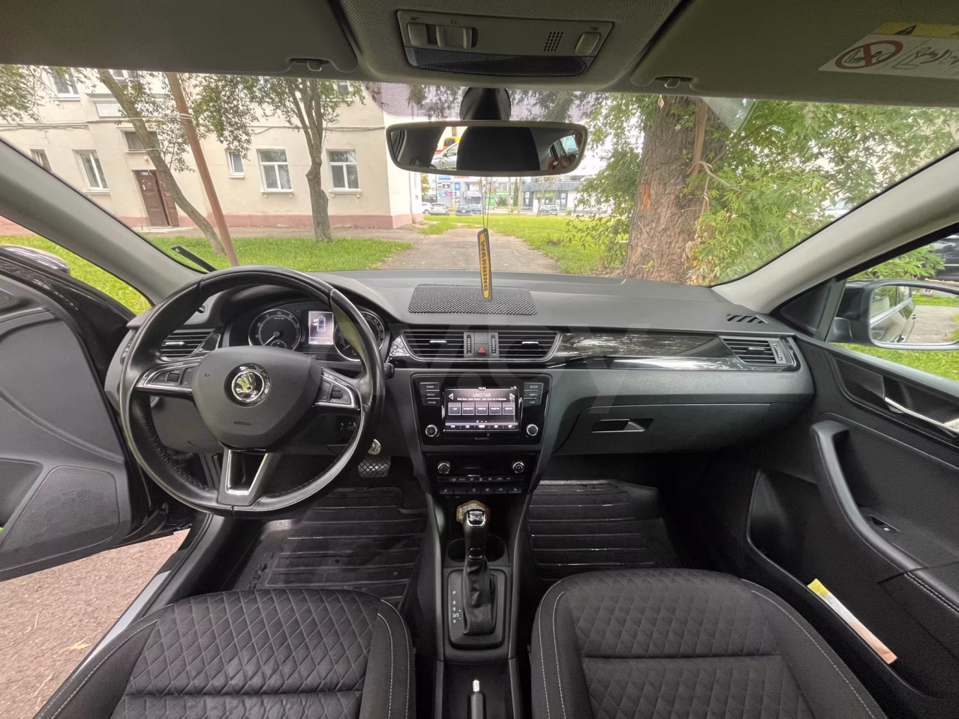 Skoda Rapid фото 14