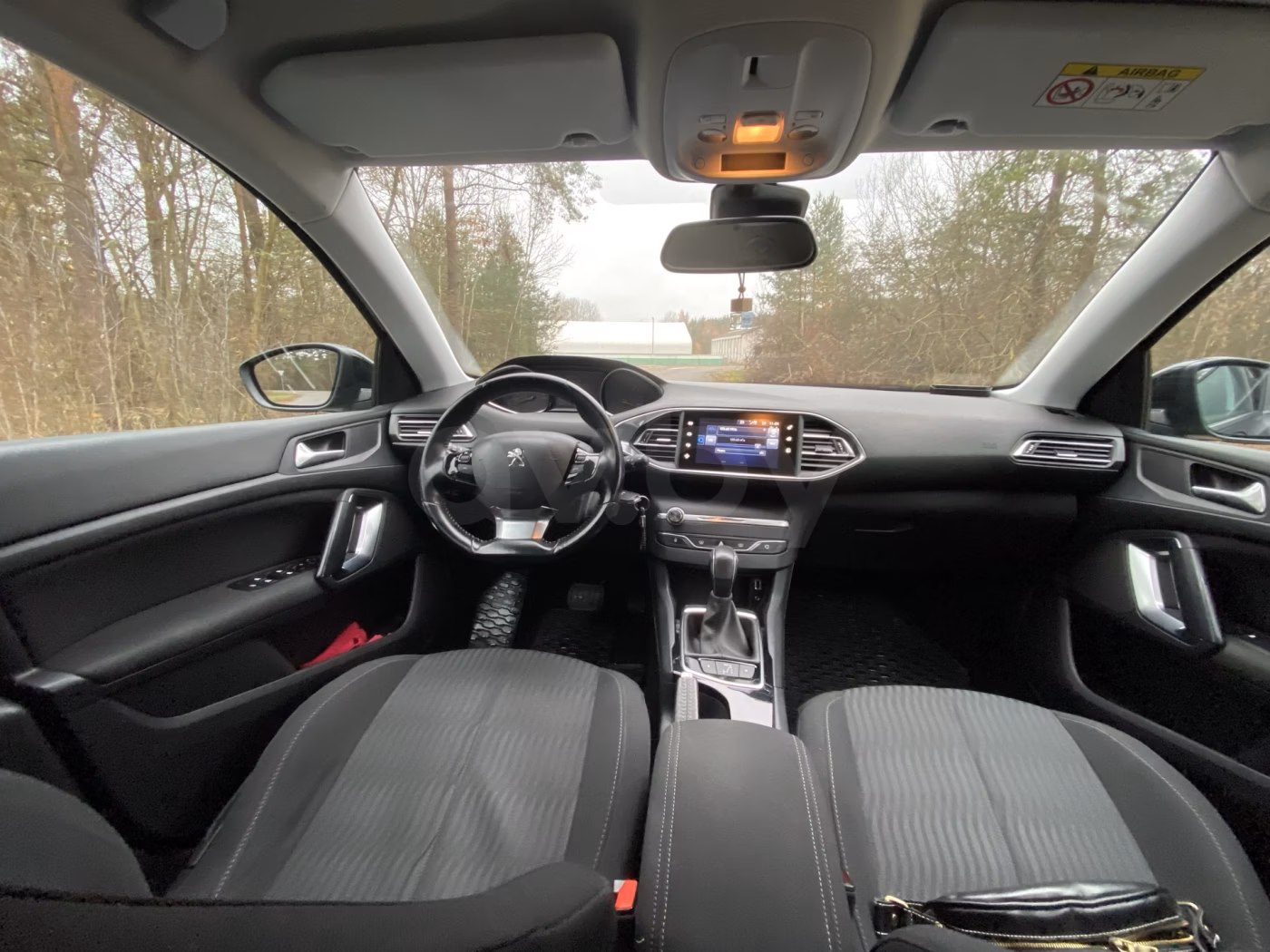 Peugeot 308 фото 9
