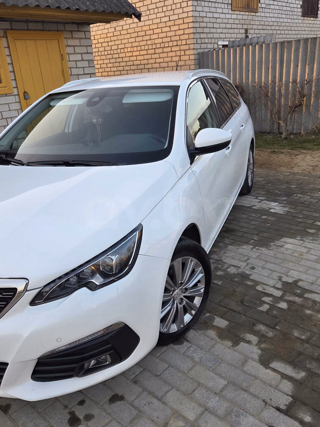 Peugeot 308 фото 4