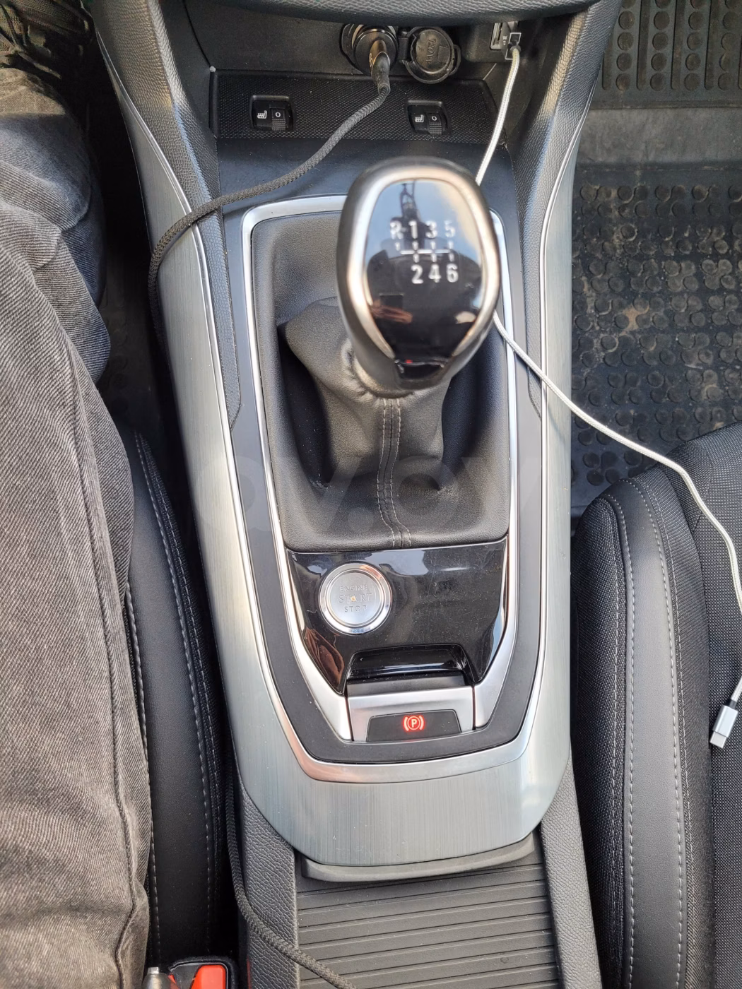 Peugeot 308 фото 14
