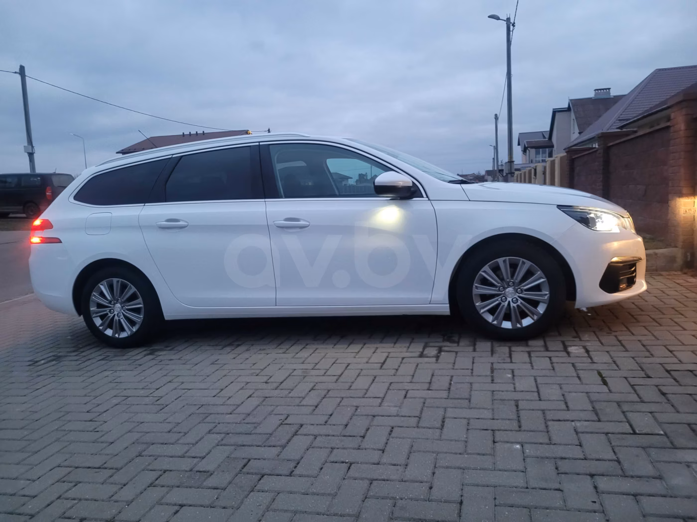 Peugeot 308 фото 16
