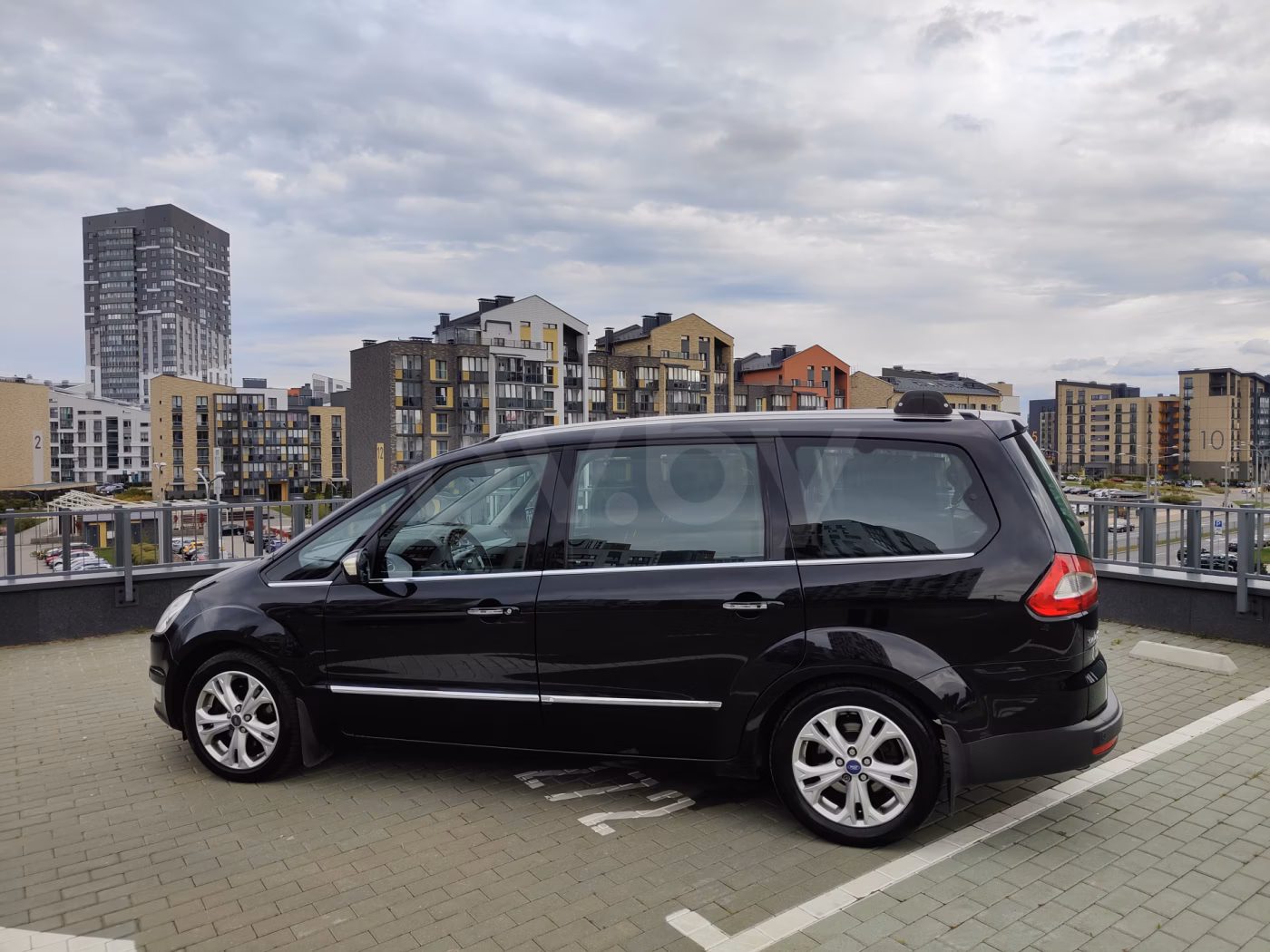 Ford Galaxy фото 2