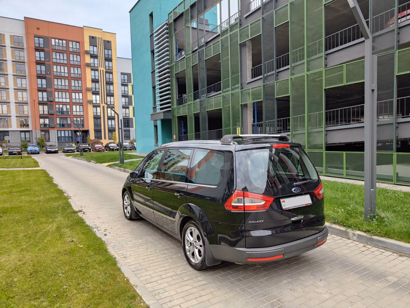 Ford Galaxy фото 3
