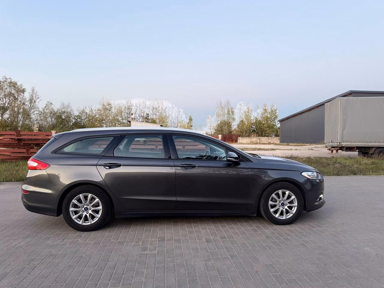 Ford Mondeo фото 4
