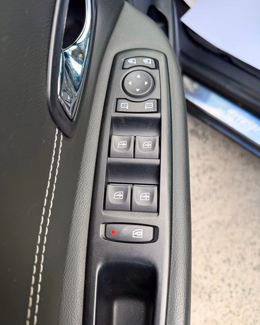 Renault Scenic фото 14