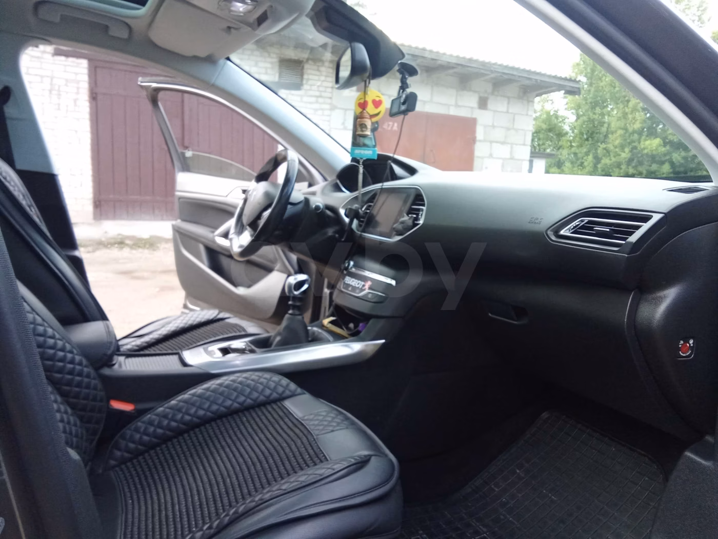 Peugeot 308 фото 8