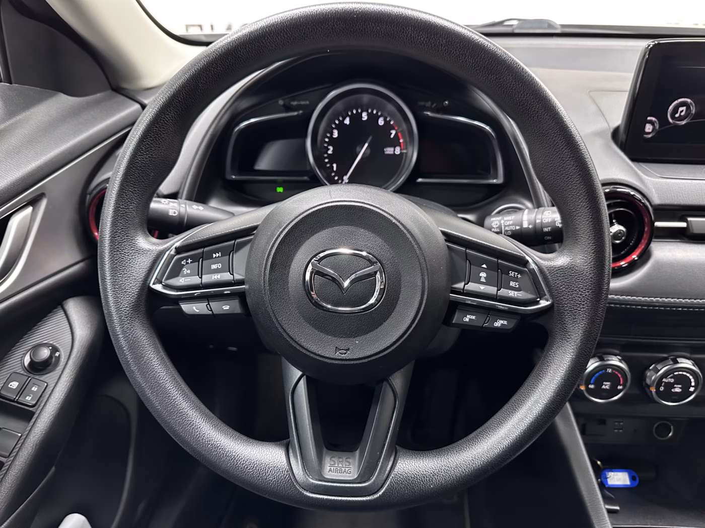 Mazda CX-3 фото 16