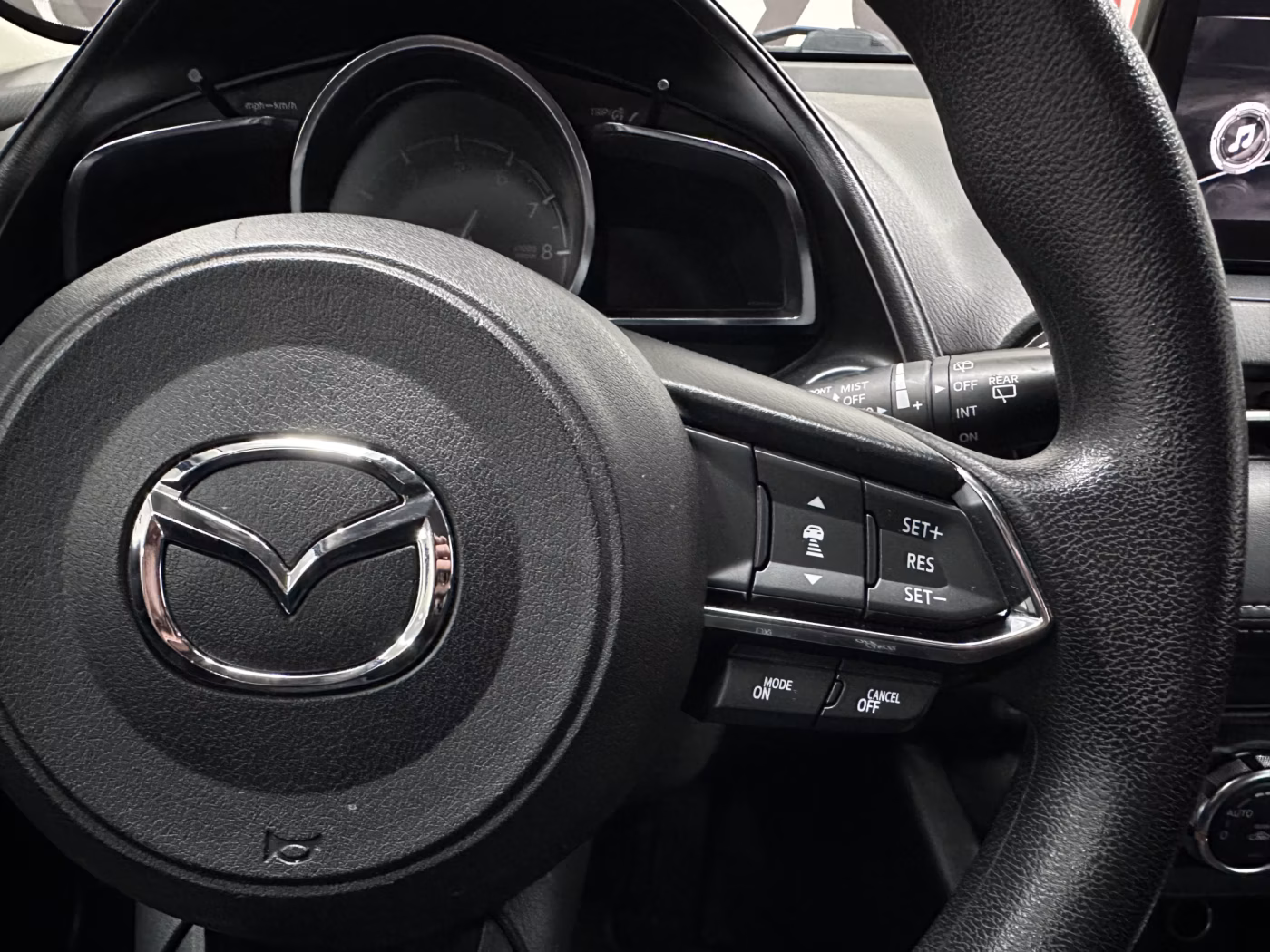 Mazda CX-3 фото 18