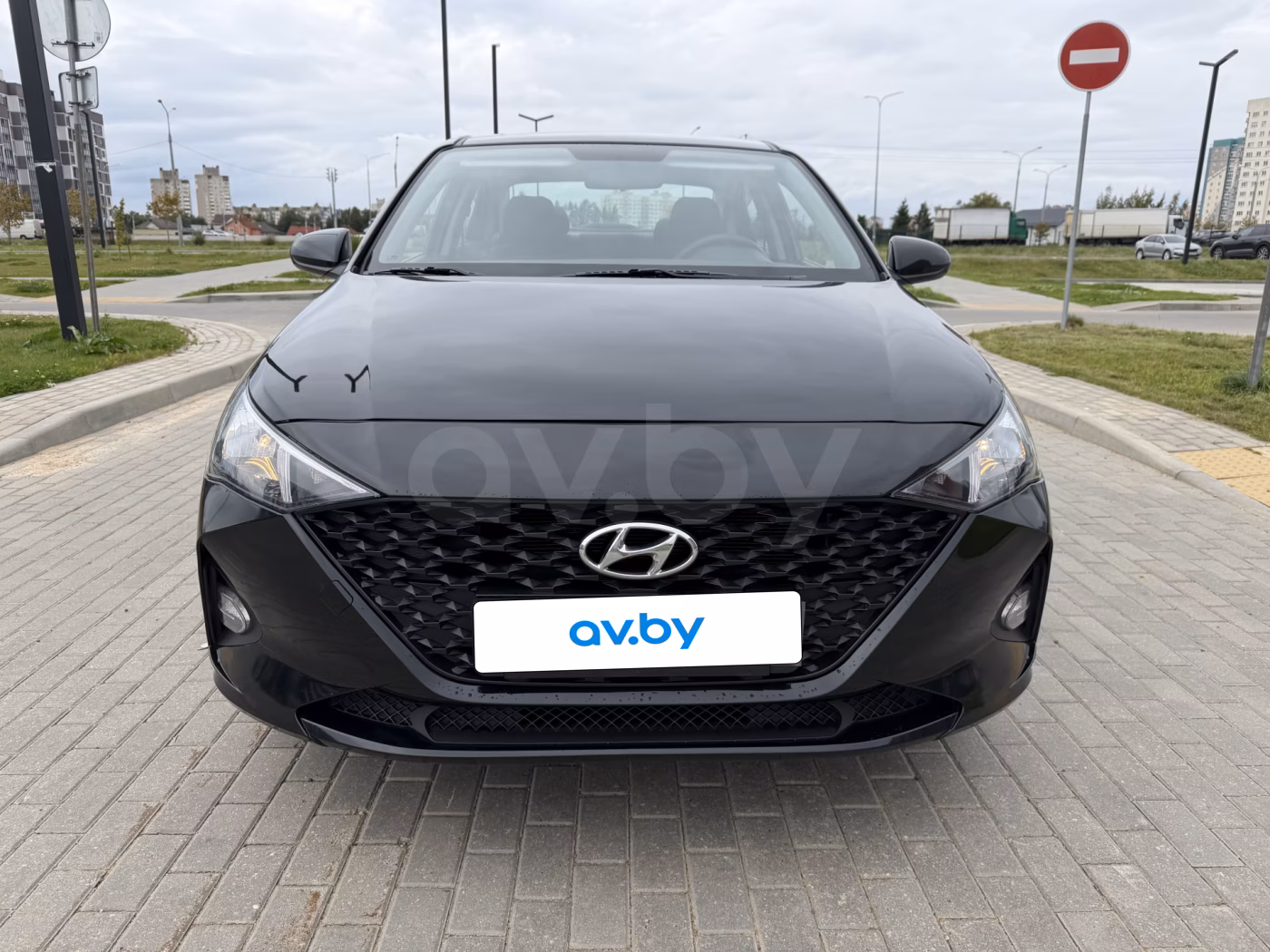 Hyundai Accent фото 5