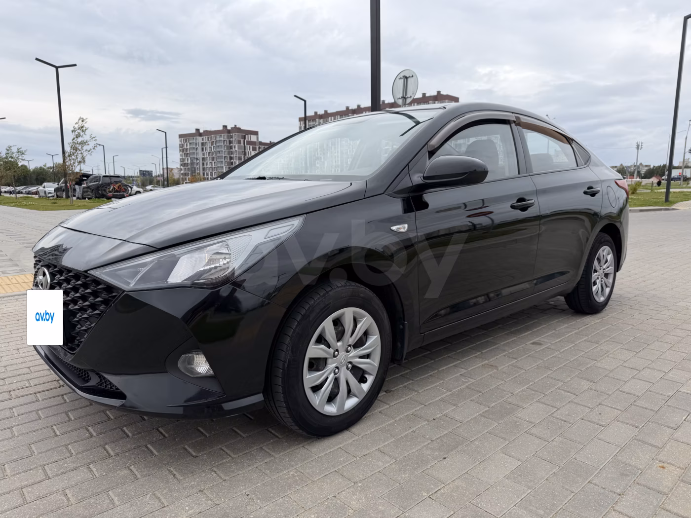 Hyundai Accent фото 6